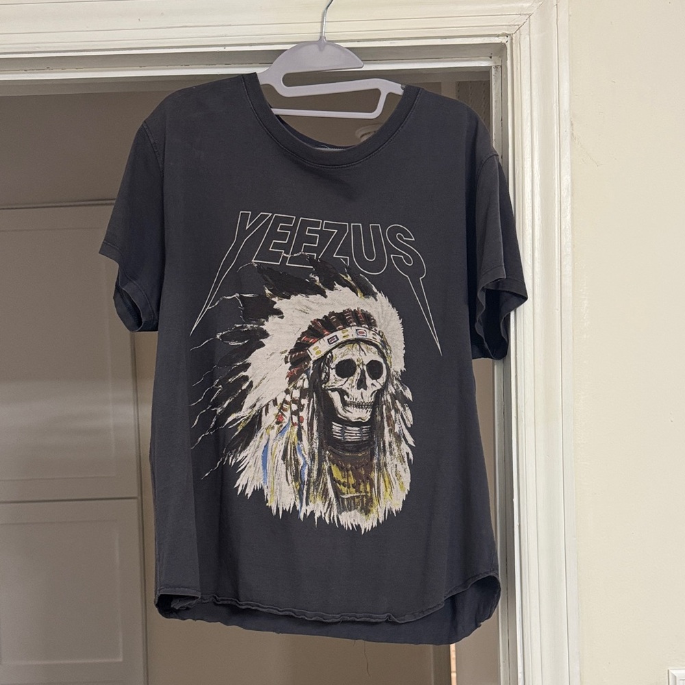 Yeezy Black Graphic Tee - Short Sleeve